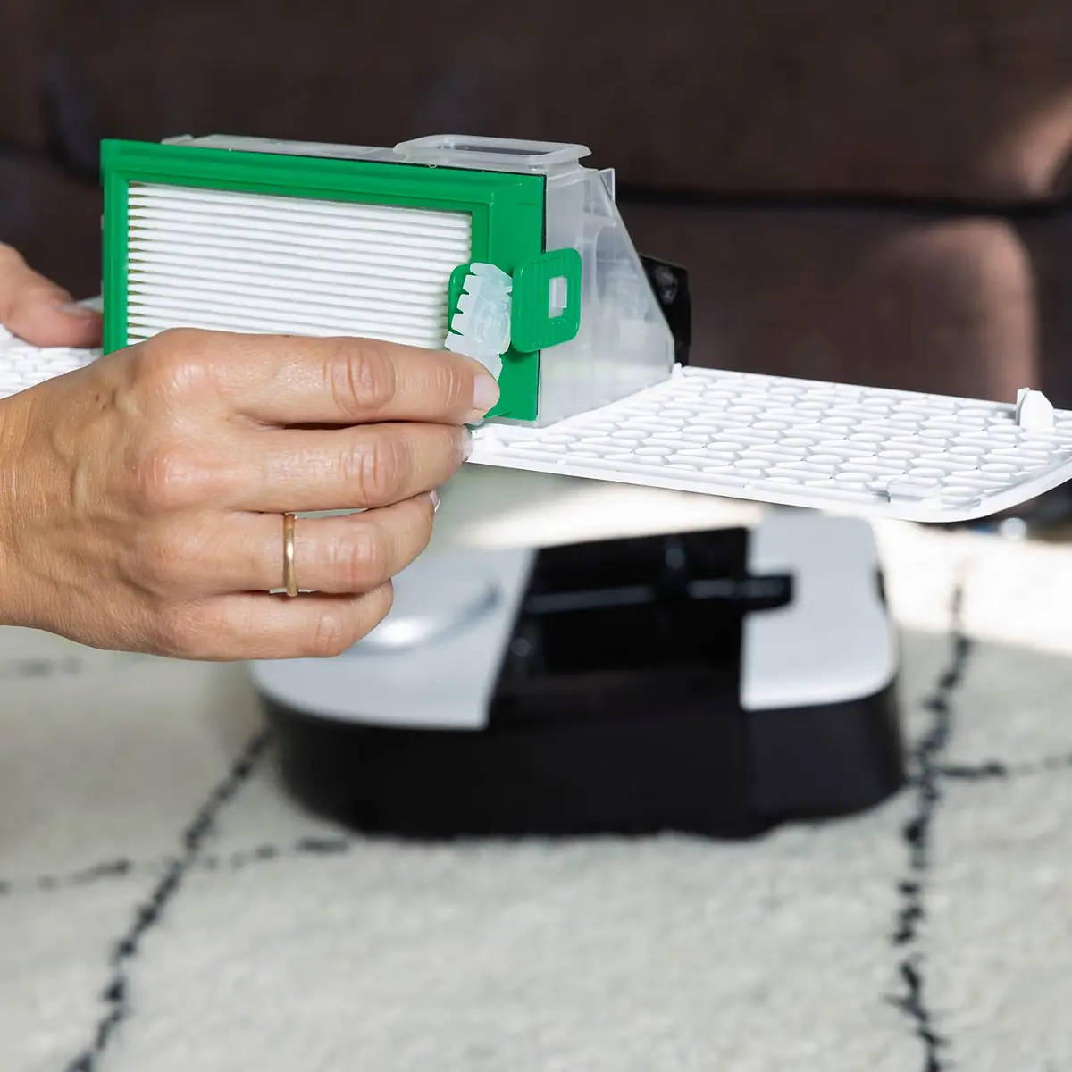 Folletto VR7s robot aspirapolvere con base di svuotamento — foto 4