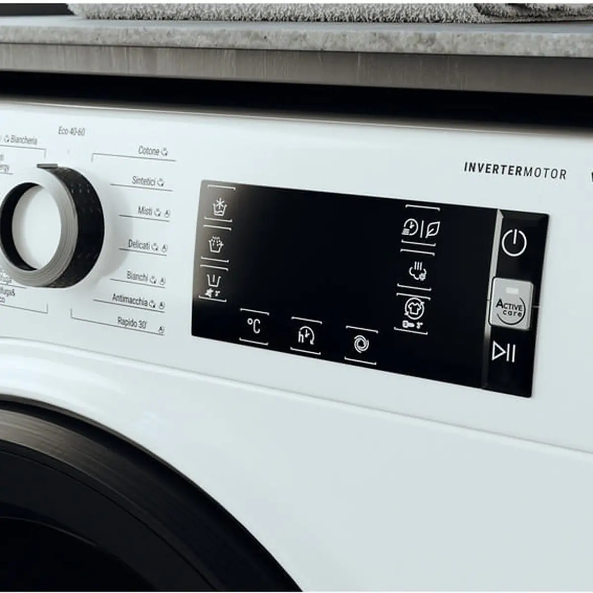 Lavatrice Hotpoint Ariston NBT 946 WM A IT 9 kg — foto 4