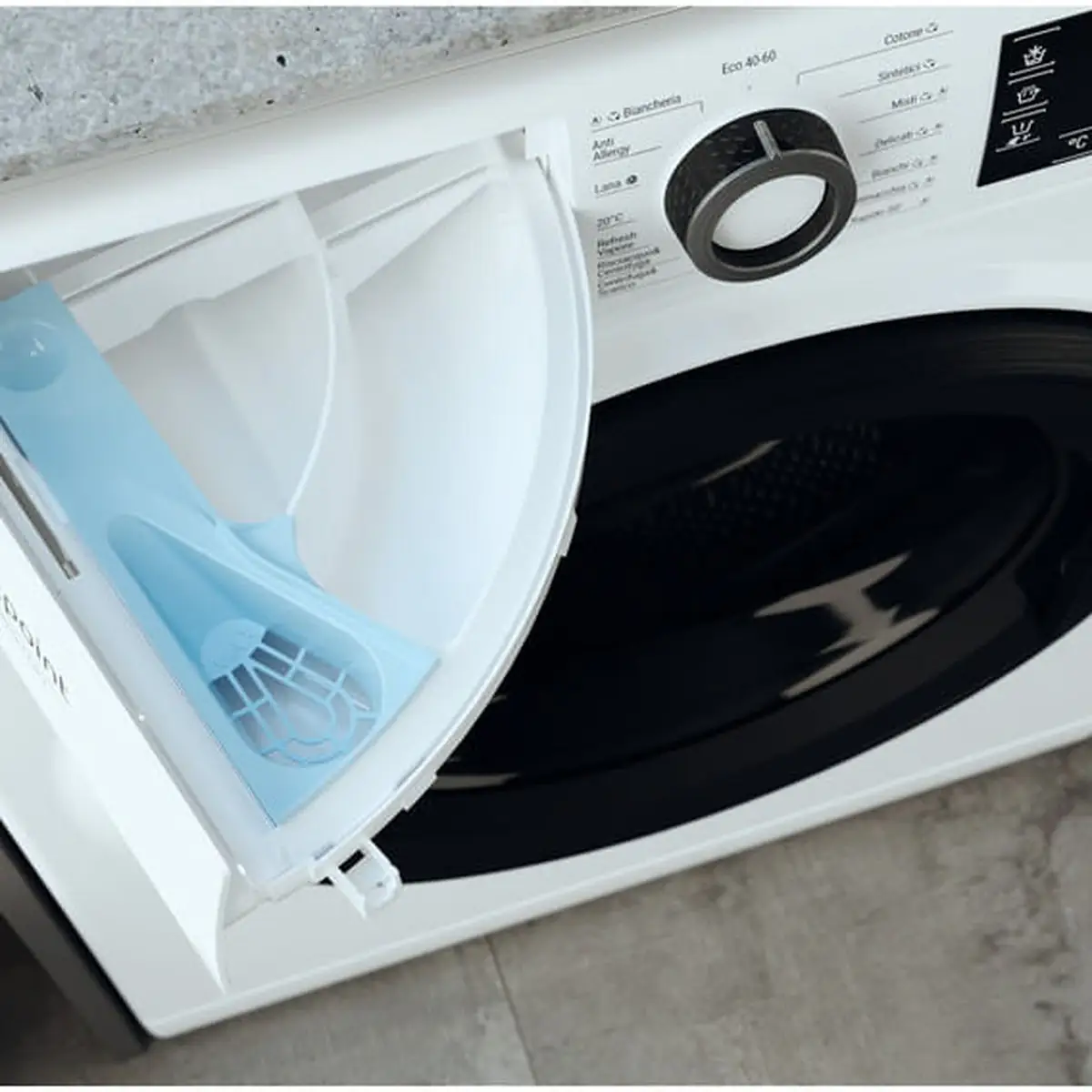 Lavatrice Hotpoint Ariston NBT 946 WM A IT 9 kg — foto 6