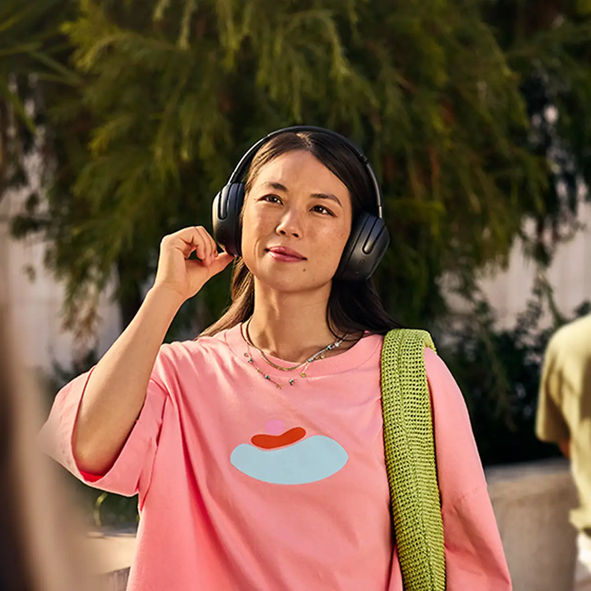 JBL Tour One M3 cuffie wireless con noise cancelling Nero — foto 9